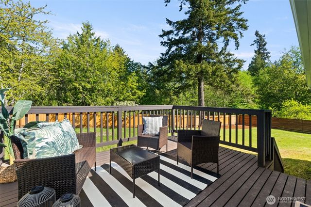290 NE Torval Canyon Road, Poulsbo, WA 98370