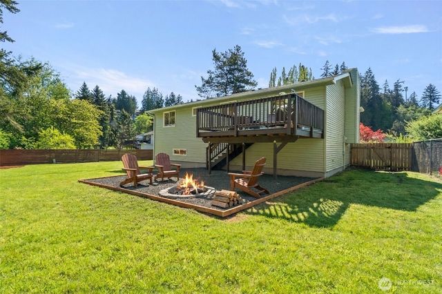290 NE Torval Canyon Road, Poulsbo, WA 98370