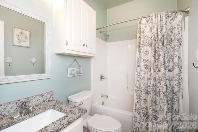 7982 King Arthurs Court, Denver, NC 28037