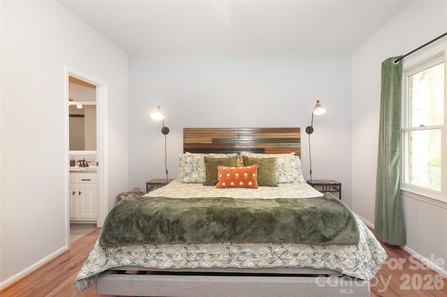 7982 King Arthurs Court, Denver, NC 28037