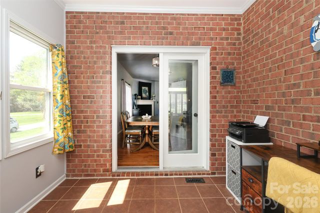 7982 King Arthurs Court, Denver, NC 28037