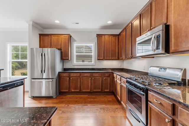 2198 Forest View Circle, Leland, NC 28451