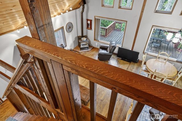 31 N Mallard Way W, Hoodsport, WA 98548