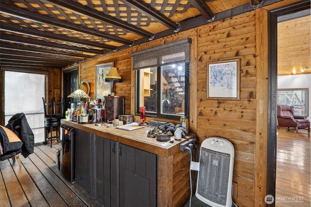 31 N Mallard Way W, Hoodsport, WA 98548