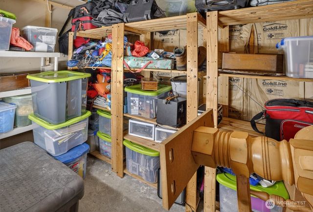 31 N Mallard Way W, Hoodsport, WA 98548