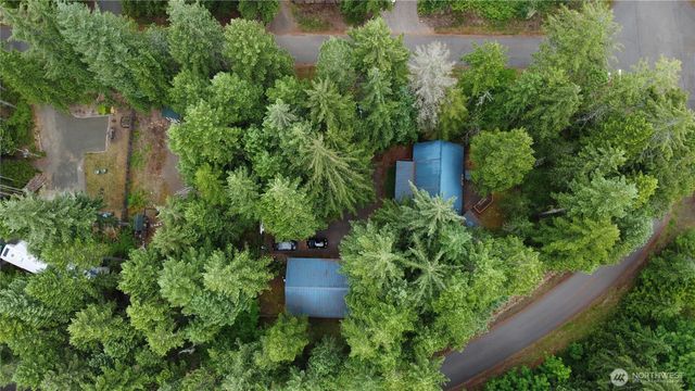 31 N Mallard Way W, Hoodsport, WA 98548