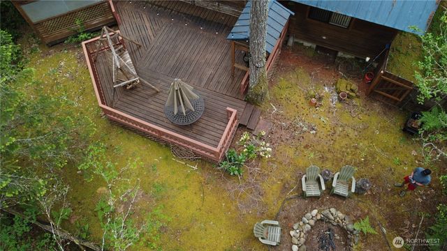 31 N Mallard Way W, Hoodsport, WA 98548