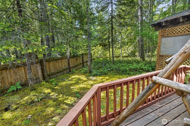 31 N Mallard Way W, Hoodsport, WA 98548