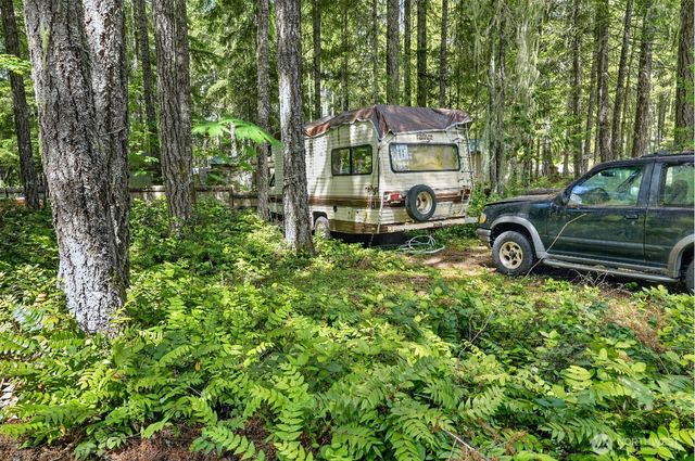 31 N Mallard Way W, Hoodsport, WA 98548