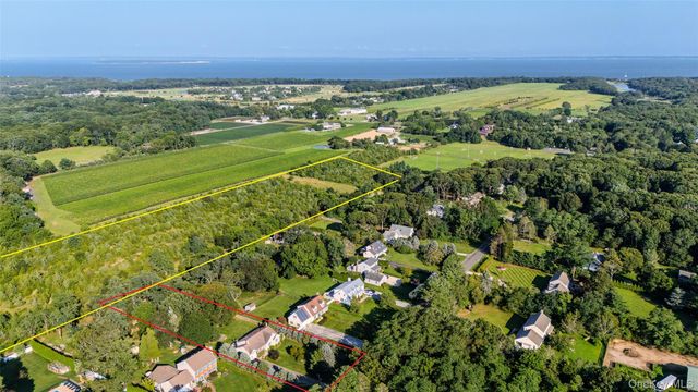 2200 Aldrich Lane, Laurel, NY 11948