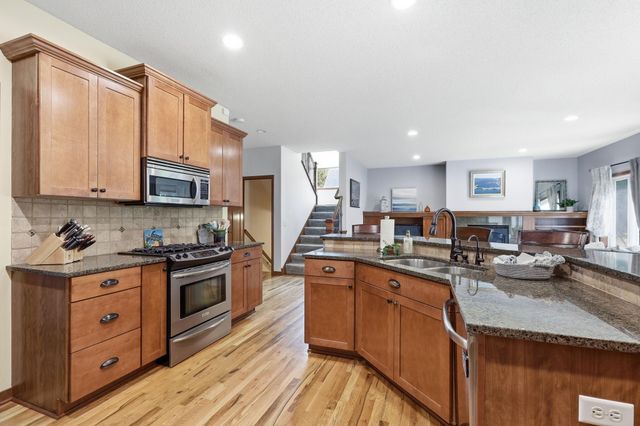 677 Savanna Trail, Delano, MN 55328