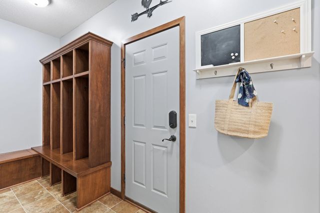 677 Savanna Trail, Delano, MN 55328