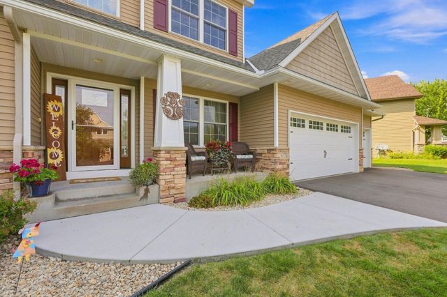 677 Savanna Trail, Delano, MN 55328