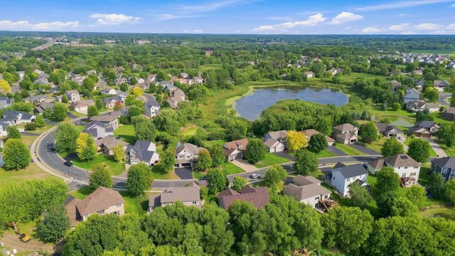677 Savanna Trail, Delano, MN 55328