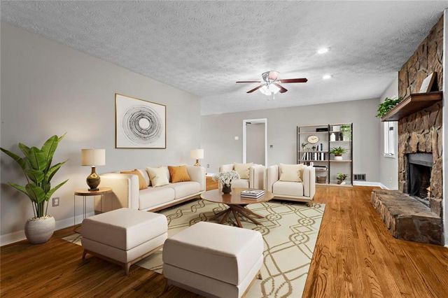 1925 Commonwealth Court, Cumming, GA 30041