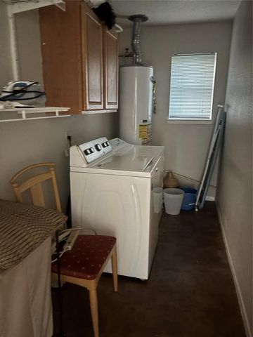 2502 Colleen Drive, Pearland, TX 77581