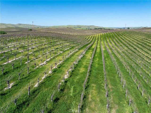 7310 Estrella, San Miguel, CA 93451