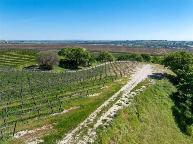 7310 Estrella, San Miguel, CA 93451