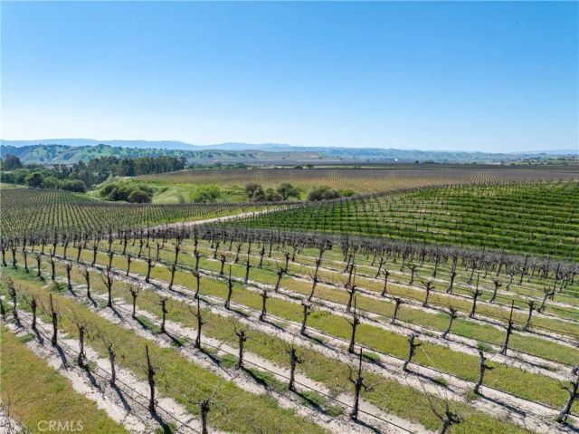 7310 Estrella, San Miguel, CA 93451