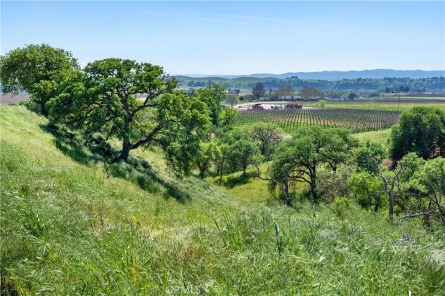 7310 Estrella, San Miguel, CA 93451