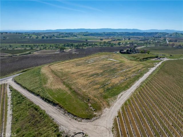 7310 Estrella, San Miguel, CA 93451