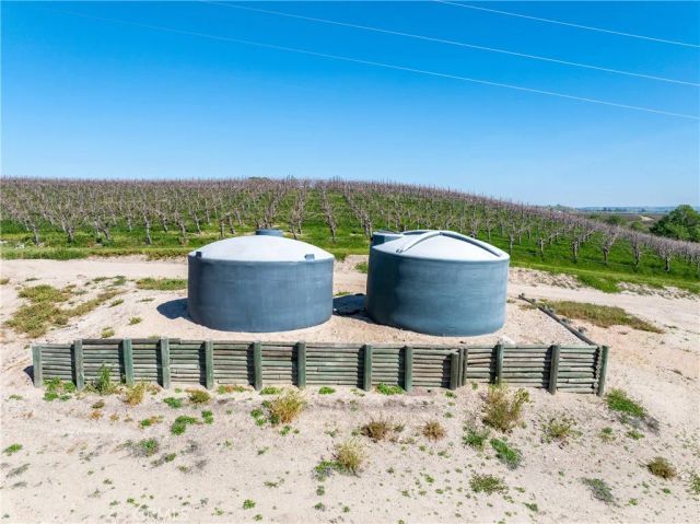 7310 Estrella, San Miguel, CA 93451