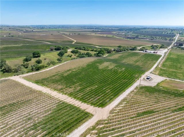 7310 Estrella, San Miguel, CA 93451