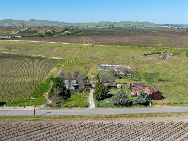 7310 Estrella, San Miguel, CA 93451