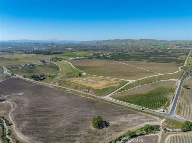 7310 Estrella, San Miguel, CA 93451