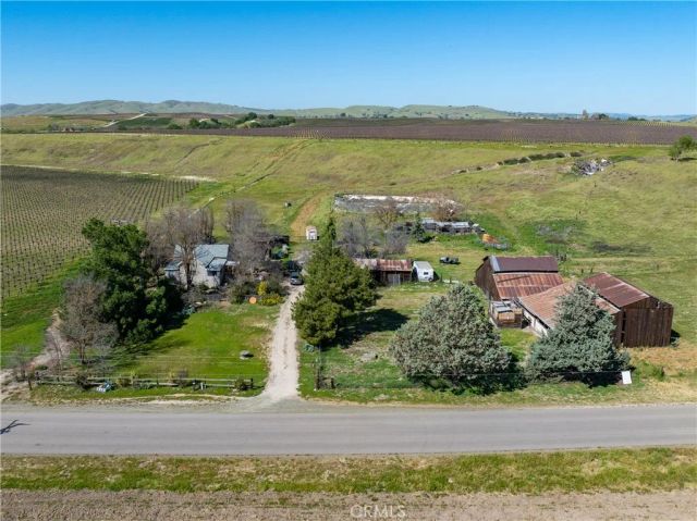 7310 Estrella, San Miguel, CA 93451