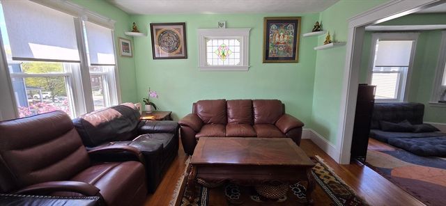 20-22 Hooker 2, Medford, MA 02155