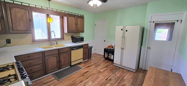 20-22 Hooker 2, Medford, MA 02155