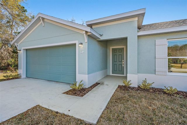 8 BIRD TREE PLACE, Palm Coast, FL 32137