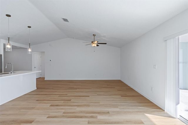 8 BIRD TREE PLACE, Palm Coast, FL 32137