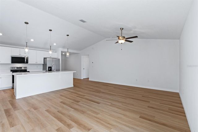 8 BIRD TREE PLACE, Palm Coast, FL 32137