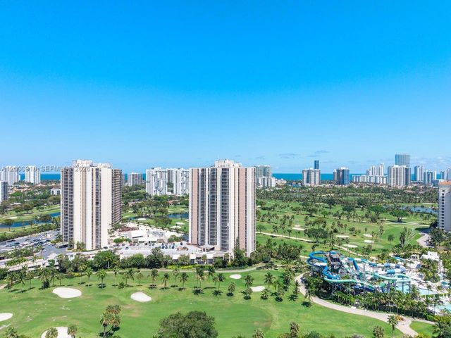 20335 W Country Club Dr 208, Aventura, FL 33180
