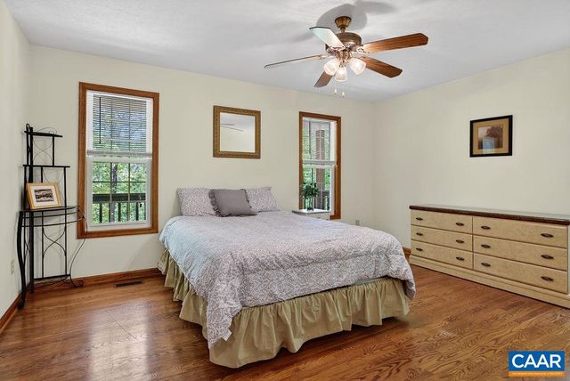 2 DOGWOOD LN, Nellysford, VA 22958