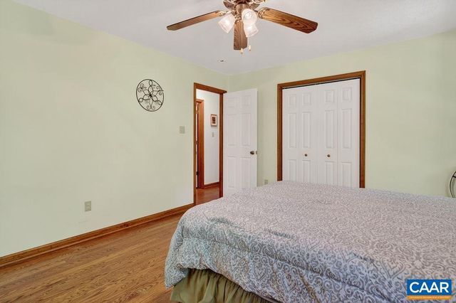 2 DOGWOOD LN, Nellysford, VA 22958