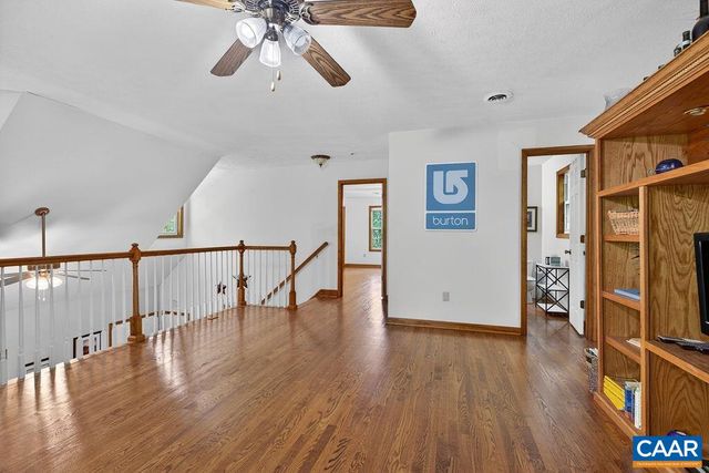2 DOGWOOD LN, Nellysford, VA 22958