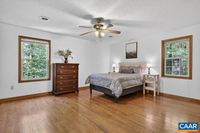 2 DOGWOOD LN, Nellysford, VA 22958