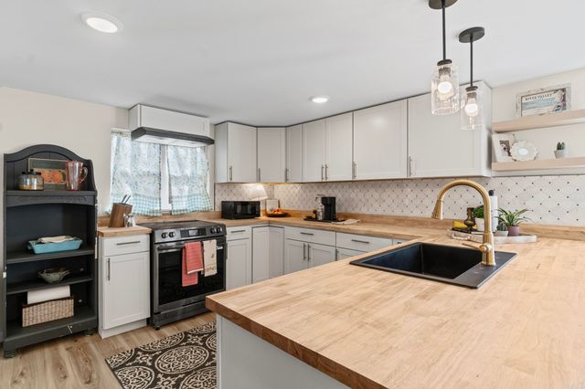 1105 Weddingford Rd., Heber Springs, AR 72543