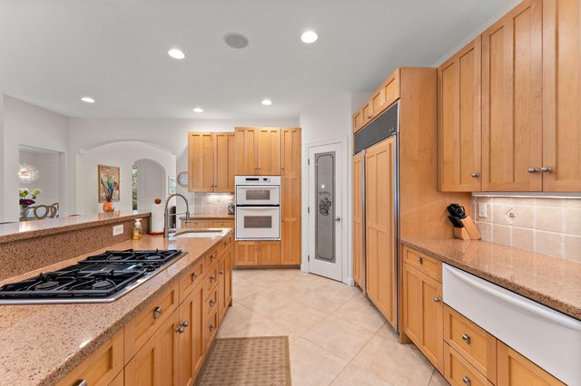 2935 Minnehaha Curve E, Minnetonka, MN 55391