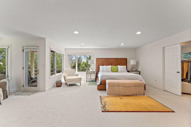 2935 Minnehaha Curve E, Minnetonka, MN 55391