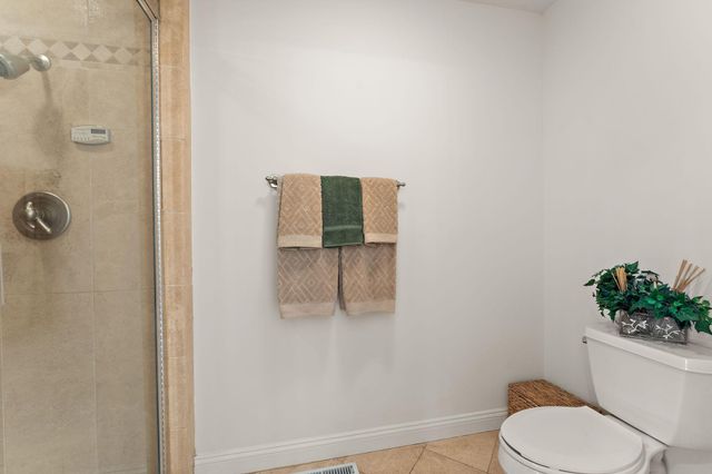 2935 Minnehaha Curve E, Minnetonka, MN 55391