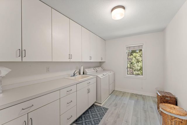 2935 Minnehaha Curve E, Minnetonka, MN 55391