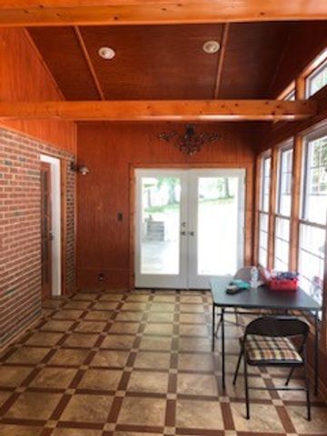 3325 Freeman Hollow Rd, Goodlettsville, TN 37072