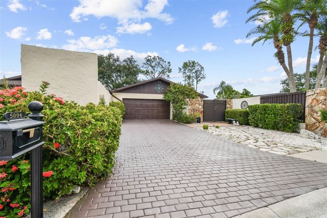 5004 PALOMA DRIVE, Tampa, FL 33624