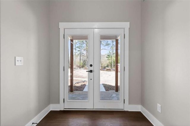 452 Puckett Road SE, Silver Creek, GA 30173