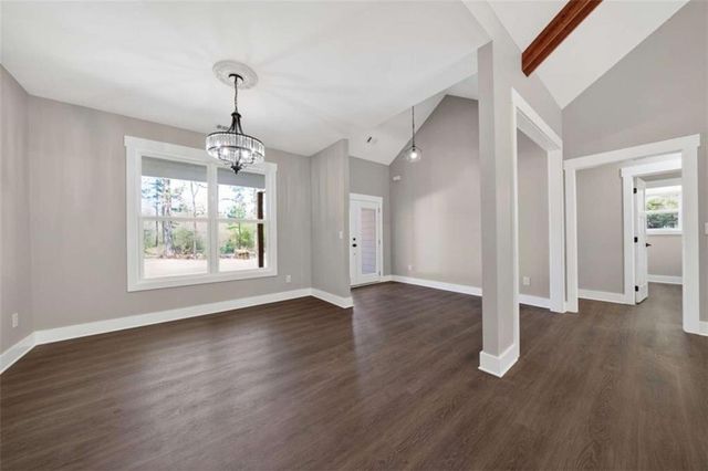 452 Puckett Road SE, Silver Creek, GA 30173