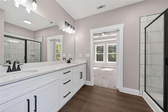 452 Puckett Road SE, Silver Creek, GA 30173